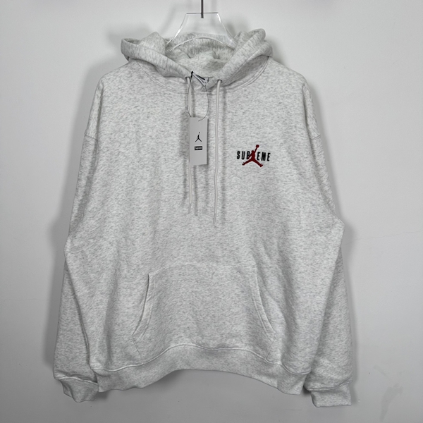 ブランドパーカー正面デザイン